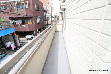 oRj[@-