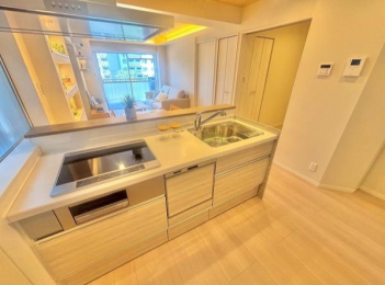 �@�L�b�`��(�C���[�W��)