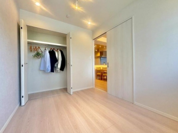 �@�m��4.7��