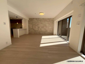 ���r���O�@-