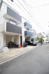 �O�ʓ��H�܂ތ��n�ʐ^�@-